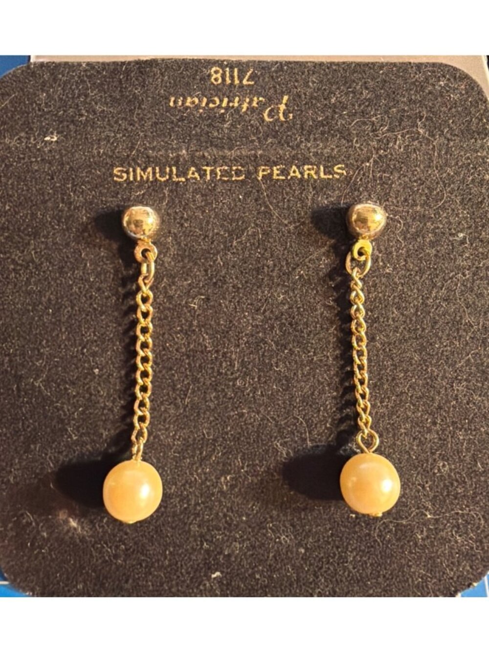 Vintage Sarah Coventry Patrician Earrings 7118 Simulated Pearl Gold Tone Dangle